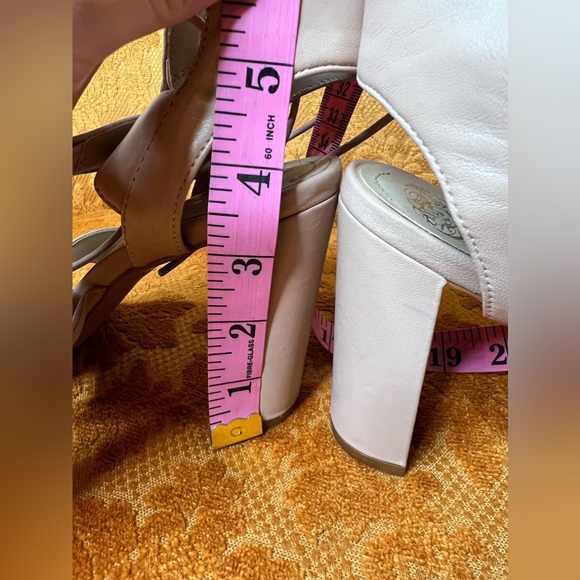 Vince Camuto chunky open toed heels with gold studs Size 6 1/2 - Picture 6 of 8